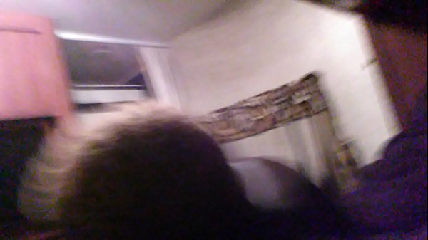 Nonton Putting Them Soft Lips On The Top. thumbnail