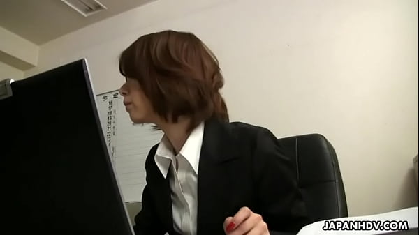 Play MP4 - Asian office lady Tsubaki face sitting the sissy dude
