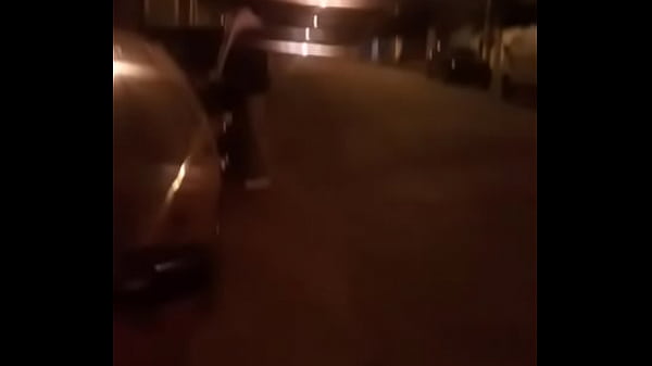 Nonton Branquinho Safado Comendo O Carro thumbnail