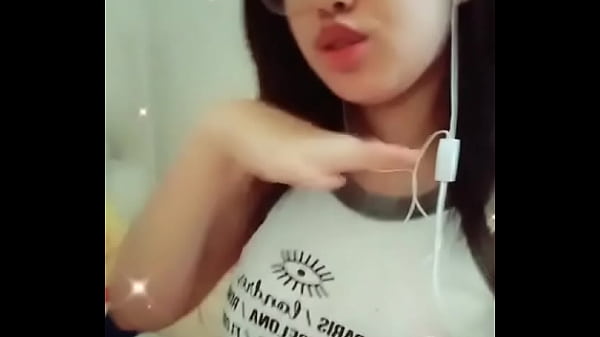 Novinha da net querendo chupada