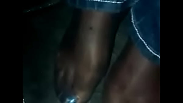 Play MP4 - Ms&period; L&period;V mature nylon toes&excl;