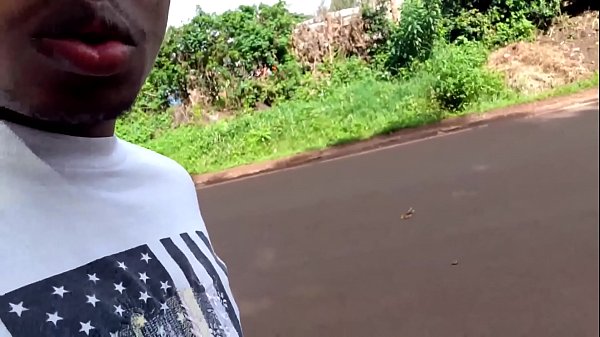 వెలుపల ఎక్స్ట్రీమ్ పోర్న్ వాక్ thumbnail