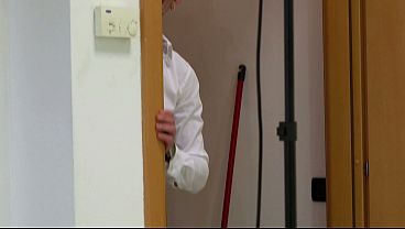 dottoressa Trans  scopa  un paziente molto arrapato. Video completo sulla mia pagina Red. 