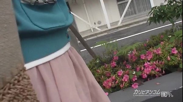 Play MP4 - asian milf blowjob at public restroom