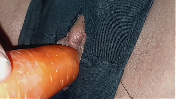 Play MP4 - STRANGERS CUM IN MY WIFE'S VAGINA ON THE STREET