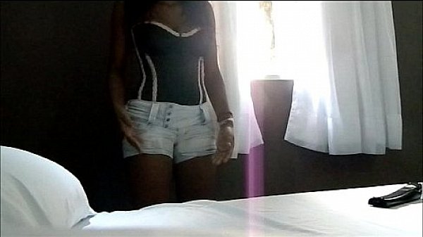 EVELIN E NINFETINHA  VEJA MAIS EM WWW.TEMPEROSENSUAL.COM 