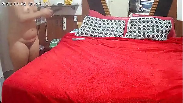 Corno gosta de ver sua mulher se oferecendopara outro !!!