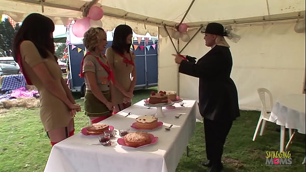 Play MP4 - Three hotties and a MILF suck and ride a bunch of peckers