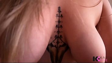 Nonton Sluts Devour & Double Team Johnny Sinns: Squirting & Rimming thumbnail