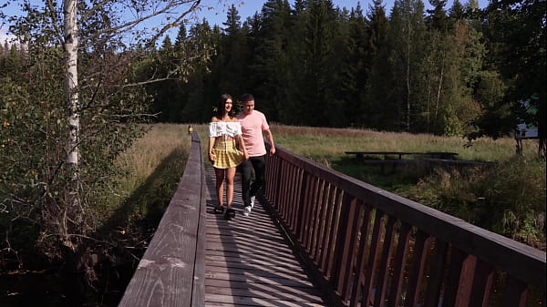 Nonton The Bridge Of Lovers Takes Off Her Panties Himself thumbnail