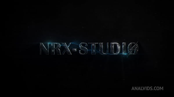 Nonton Skinny Bitch Hot Cocoa Gets A Long Dick In Anal! Nick's Anal Casting Nrx144 thumbnail