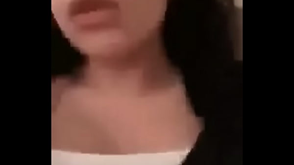 Nonton Big Tits thumbnail