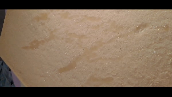 Je pisse sur mon matelas en mousse d&eacute;chir&eacute; 