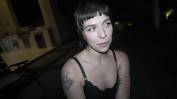 Nonton Nova Flame Sucks And Squirts For Bbc thumbnail