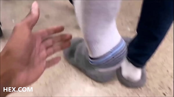 Nonton Popcorn Feet thumbnail
