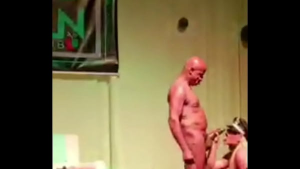 Katharine Madrid Show De Sexo Ao Vivo thumbnail