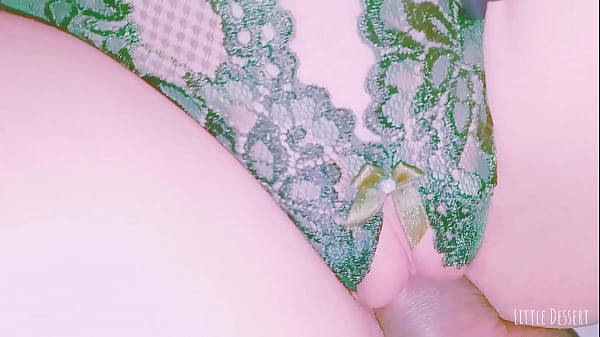 Pretty Beautiful Girlfriend Get Laid with a Classmate and Use a Crystal Dildo For The First Time 