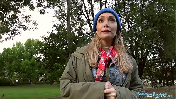 Public Agent Lost leads_to hotoutdoors sex