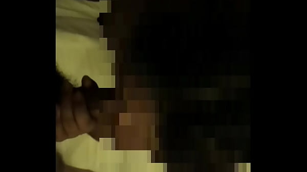 Minovio me mete la mano en la panocha y al final_me tragotoda suleche hotwife