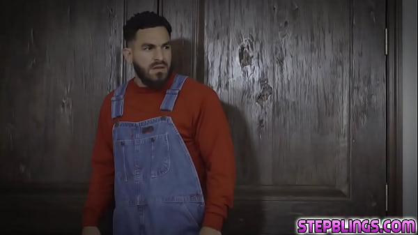 Jessea Rosae and Val Steele comes out of nowhere_to please thelucky guys cock