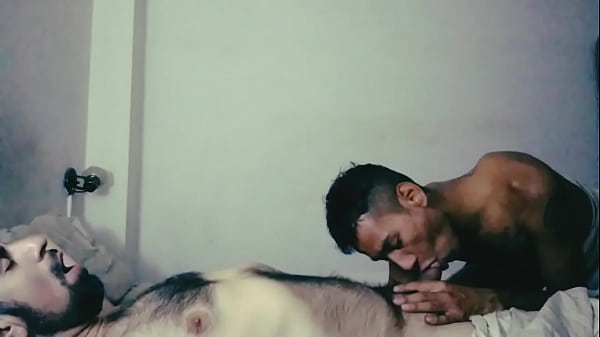 Mamada de finde a&ntilde;o. Pelos y leche. 