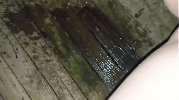 Slutmaking_her pussy squirtlike a_fountain