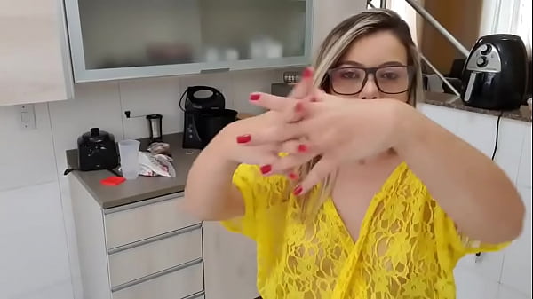 Nonton Desnuda En Mi Cosina thumbnail