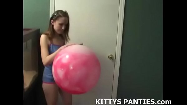 Come throw_the pig_skin around with me