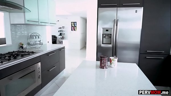 Play MP4 - Pranking my new big titted MILF stepmom to the maximum