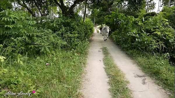 Play MP4 - Sexy Babe Walk on Paradise Beach of Tropical Island Ended with Cock Sucking and Fucking in Hotel Room