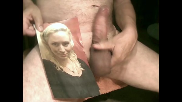 spermageile Blonde bekommt eine Ladung mittenins Gesicht by Katerxxx