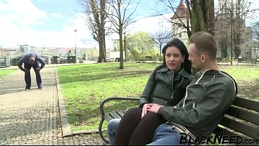 Nonton Black Haired Wife Is Fucking With A Bbc In Front Of Her Husband! thumbnail