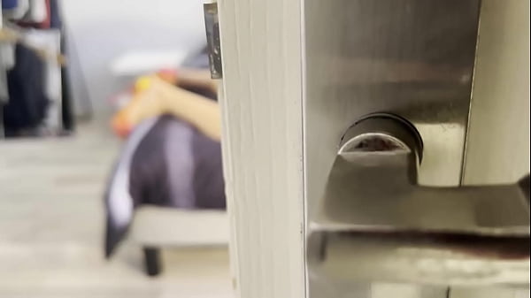 Nonton Je Rentre Du Travail Et Je Trouve Ma Femme En Train De Baiser Avec Un Inconnu ! ... thumbnail