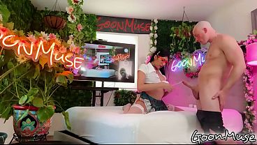 Penelope Woods Takes Swift Thrusting And Vibrator On Pussy