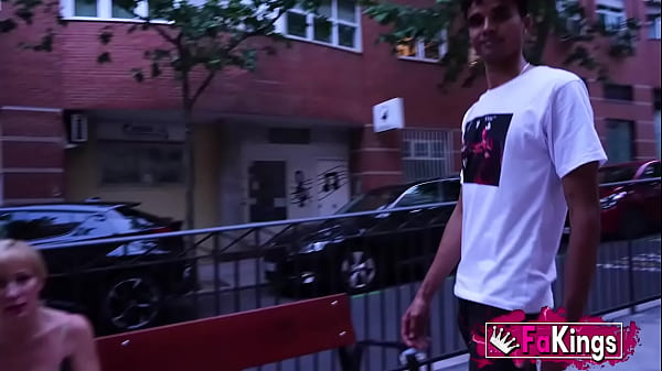 Play MP4 - 49 years old mommy Victoria Vera comes to us 'cause she needs a YOUNG ROOKIE&excl;