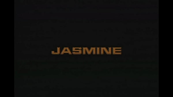 Nonton Jasmine Lynn Opens Her Legs Wide To Be Able To Fit A Massive Throbbing Cock thumbnail