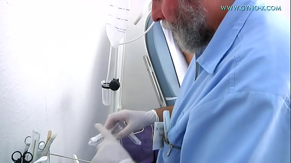 Play MP4 - Gyulhay Gyno Exam