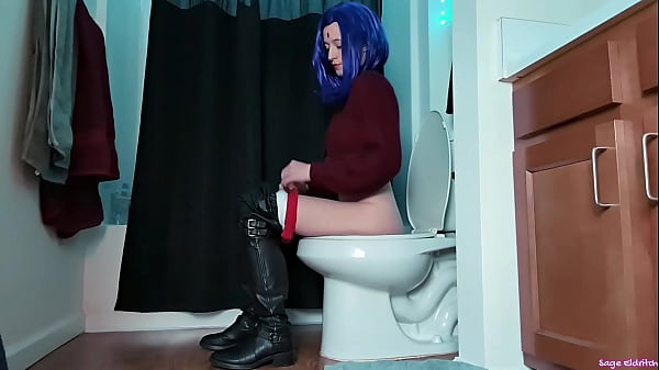 Raven In Boots Peeing [voyeur] Sage Eldritch thumbnail