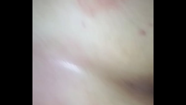 Play MP4 - Novinha gordinha gemendo muito