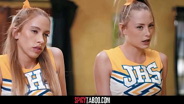 Nonton Perv Coach Buttfucks His Slutty Cheerleaders thumbnail