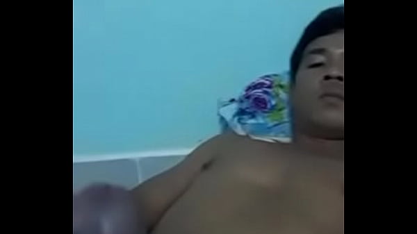 Play MP4 - Trai thẳng 33 tuổi m&ecirc; m&aacute;y bay