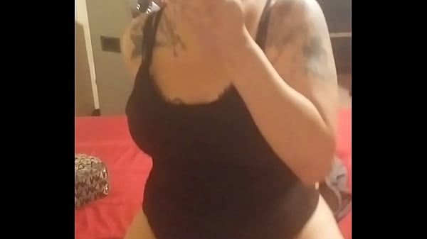 Nympho redhead Latina milf reaction to riding big dick 