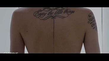 Nonton Stepsis Belle Claire Romantic Sex With Stepbro In The Morning thumbnail