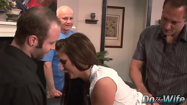 Nonton Horny Housewife Brooke Belle Shows Cuckold How Much She Loves Cock thumbnail