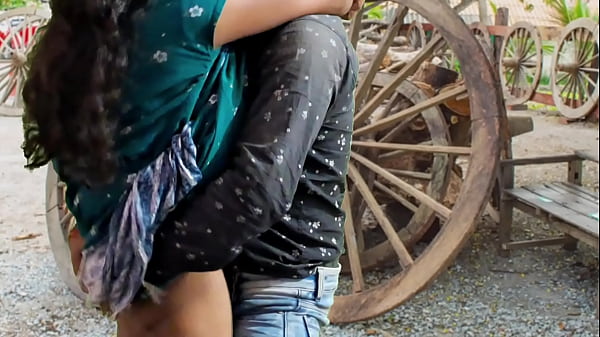 Play MP4 - Bharti Bhabhi come to fucking in home