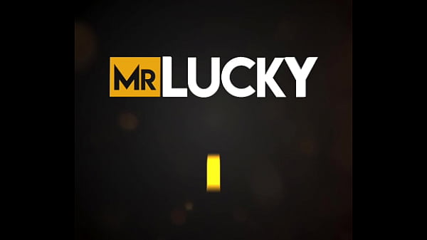 Nonton Naughty Blonde Fucks Before Her Shoot thumbnail