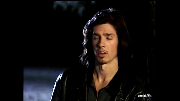 Play MP4 - Sasha Peralto - Blind Spot