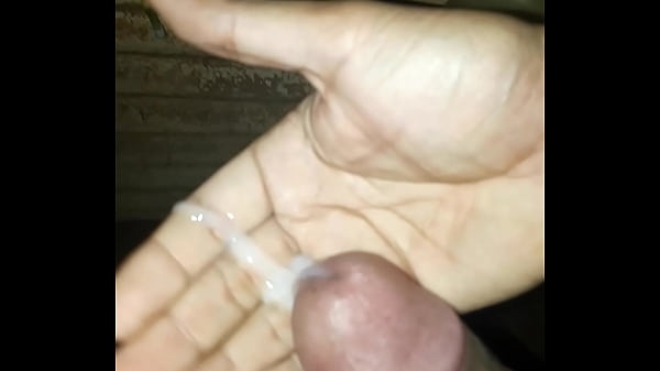 Play MP4 - Masturbandome