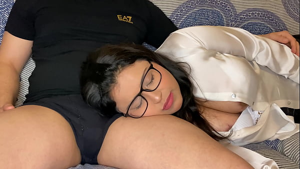 Play MP4 - YOU WILL NOT BELIEVE WHAT HAPPENED ON MY STEPMOM'S SOFA&excl;