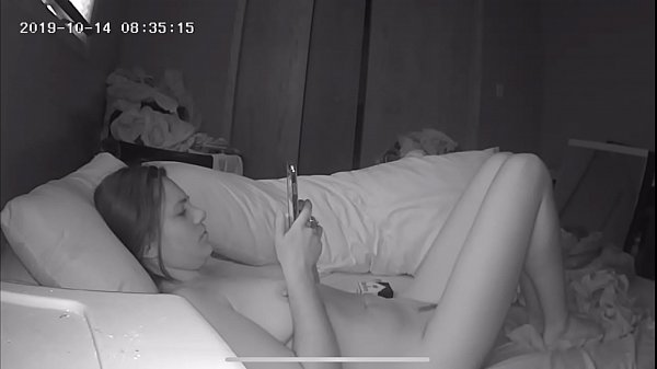 Play MP4 - Whore Skips Class to Finger Bang Her Cunt to Porn and Smoke&period;